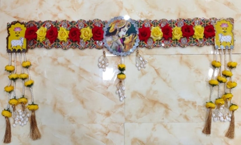 Nutts Decorative Radha Krishan MDF Cow Peony Flower Bandhanwar For Home Decoration Festival Decor