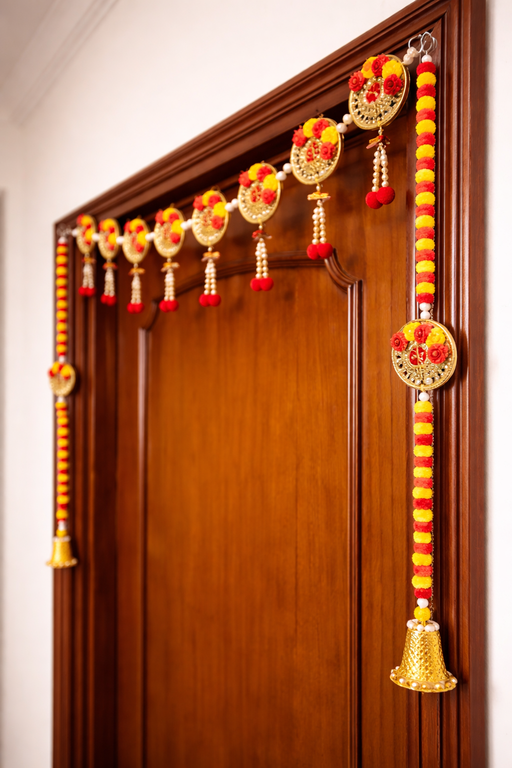 Nutts Elegant Bandhanwar Hanging for Entrance Decoration