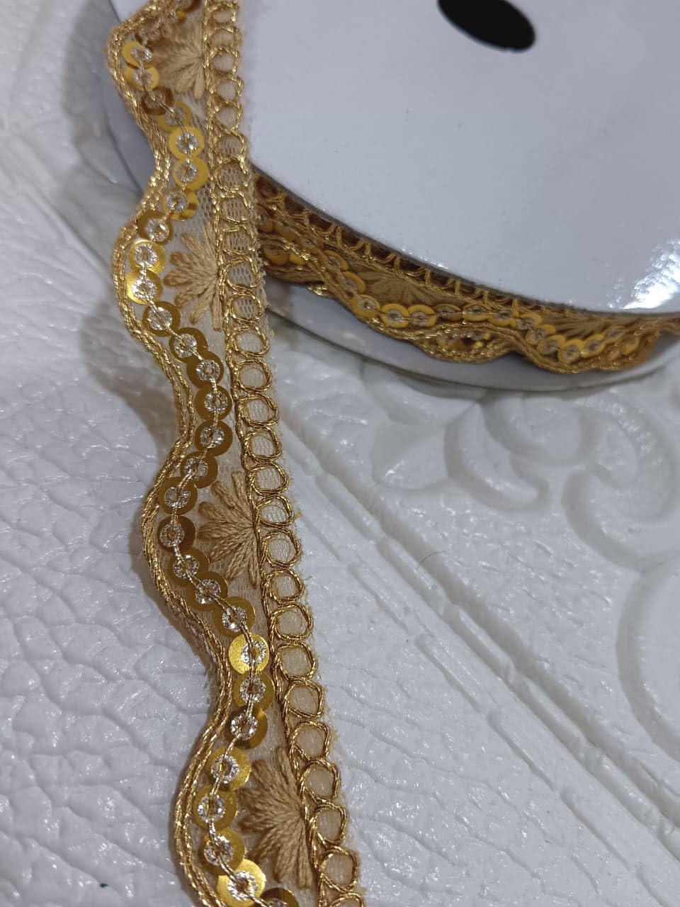 Nutts Rasse Material for Art and Craft Design Decoration Item (10 Meter) (RM-LACE49/3)