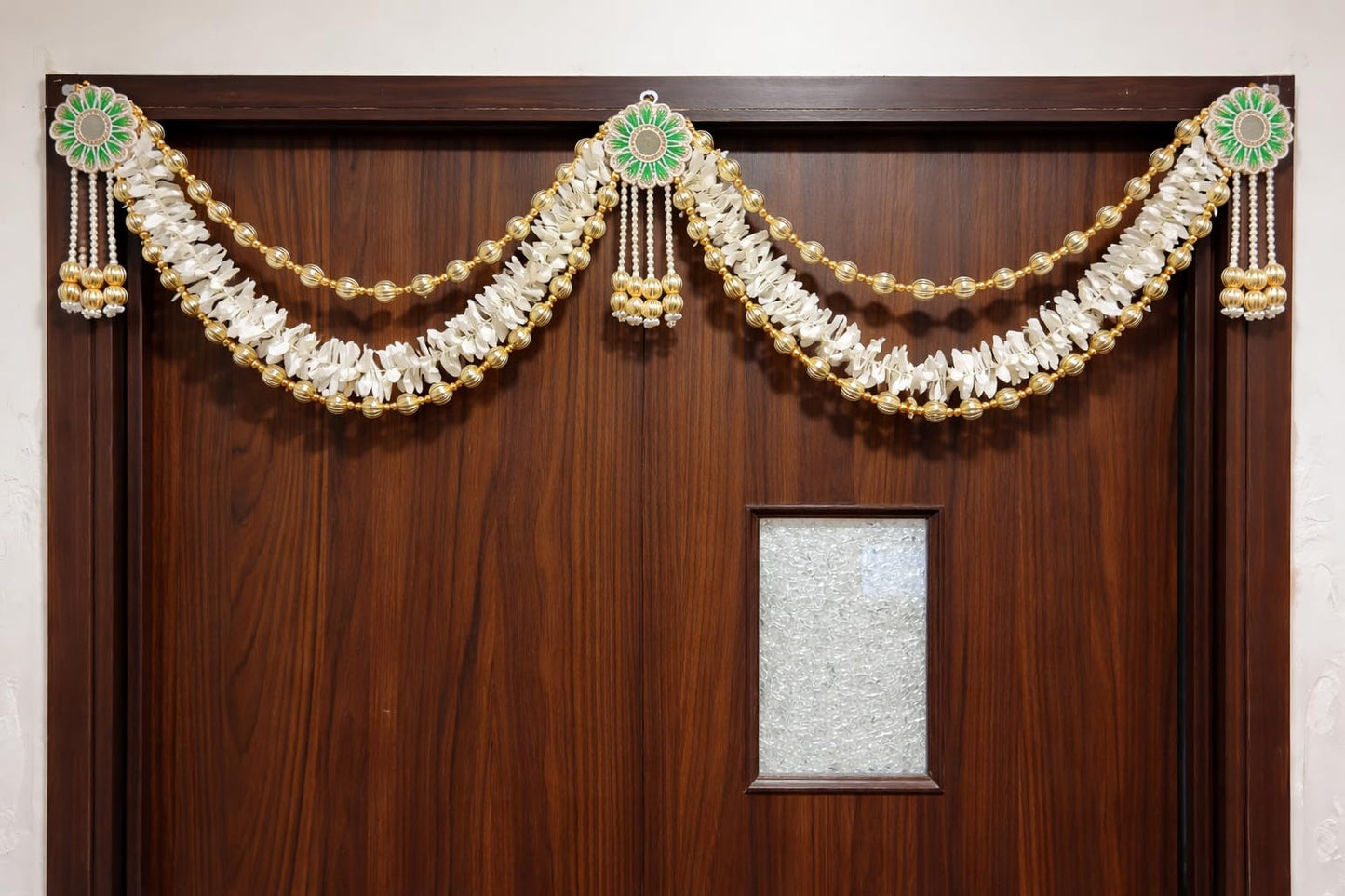 Sellplus Handmade Bandhanwar Decorations | Handmade Floral Bandhanwar Toran with Latkan for Main Door Pooja Decoration (Pack of 1) (BDHW331)