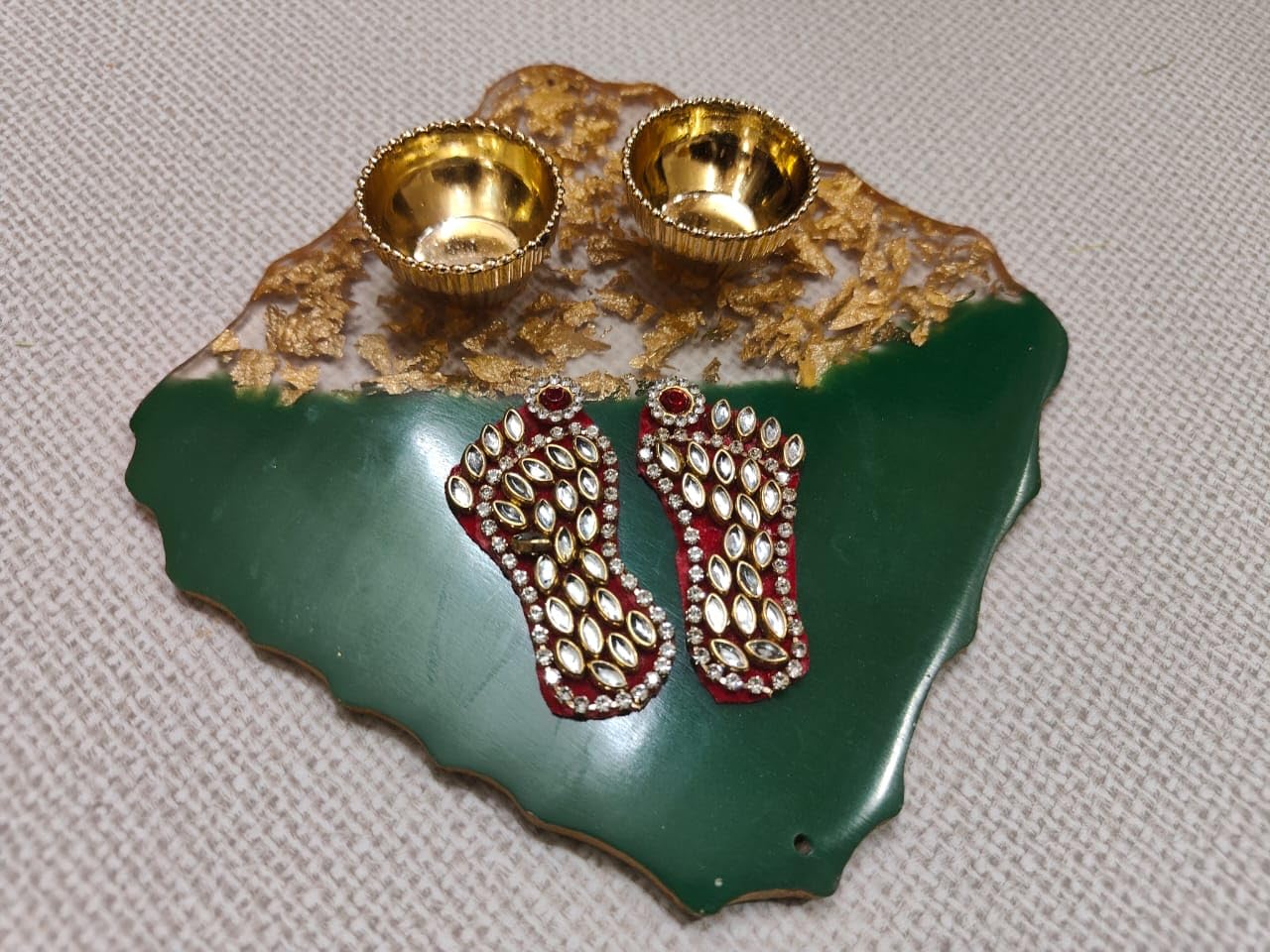 Sellplus Resin Charan Sacred Footprint Decorative Pooja Mandir Festival Home Temple Spiritual Auspicious Worship Traditional (RC01-4)