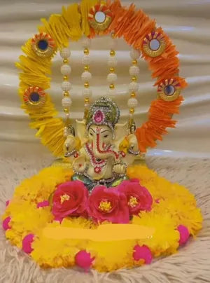 Artificial Marigold Flower,Lord & Laddu Gopal, Singhasan,Ganesh Ji Singhasan for Kanha Ji, Gopal Ji, Laddu Ji, for Janmastmi & Ganesh Chaturthi