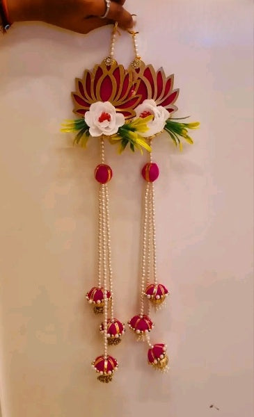 Nutts Lotus Hanging Decorative Accent For Entryway Styling