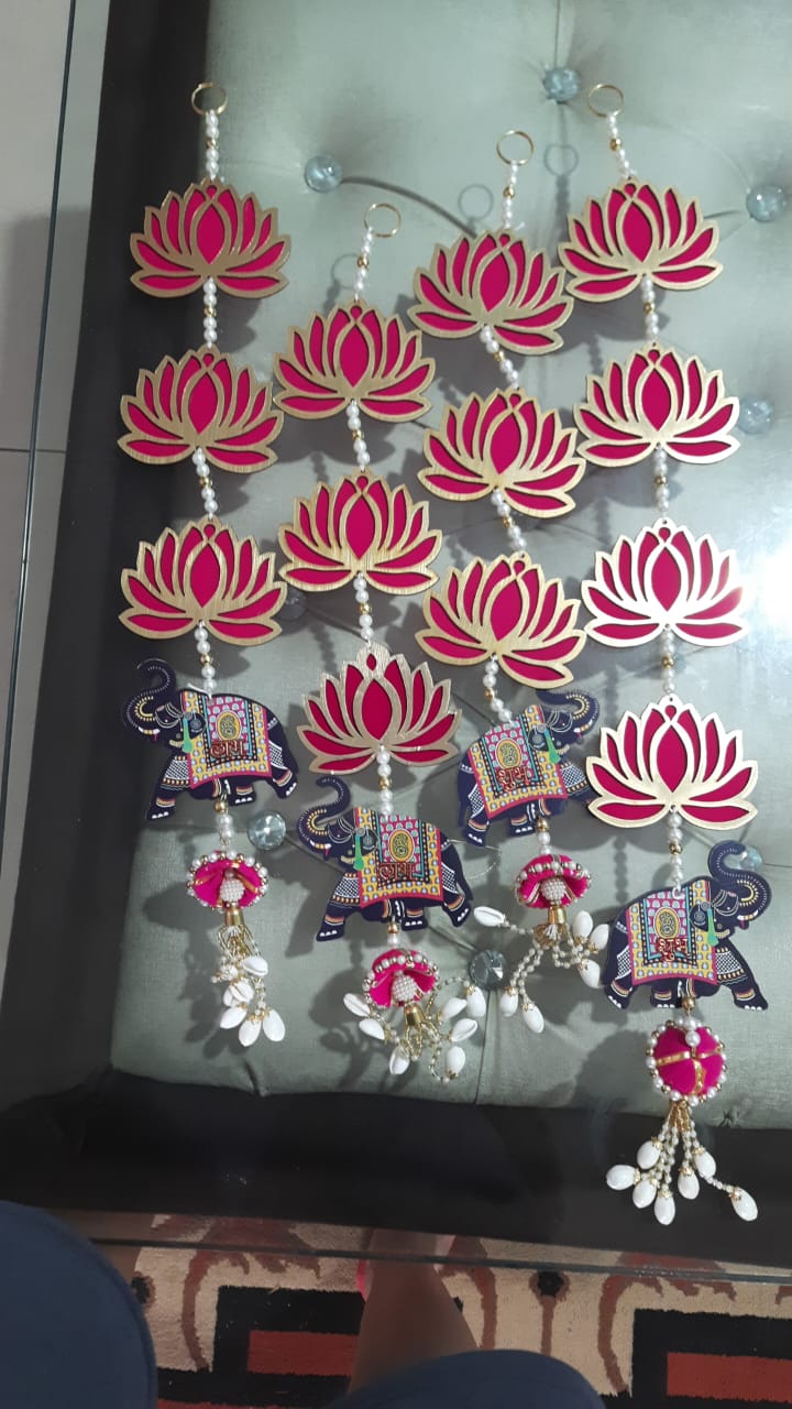 Nutts Lotus Hanging Stylish Wall Accent For Home Decoration