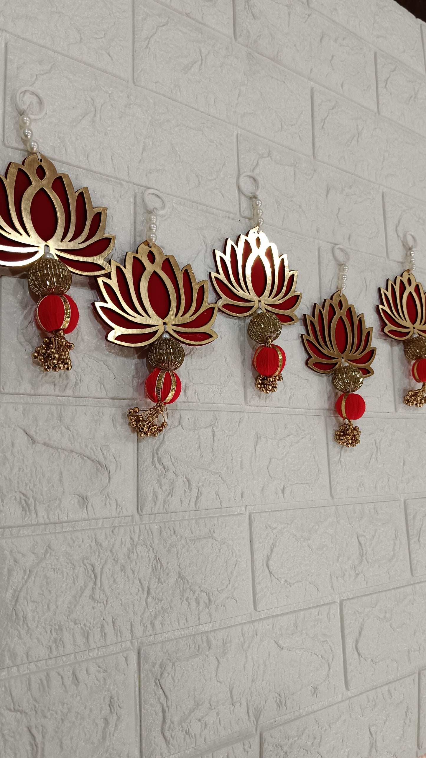 Nutts Lotus Hanging Decor Ideal For Calming Wall Aesthetics Adds Peaceful And Relaxing Vibe To Home Perfect For Bedroom Meditation And Living Room Decor