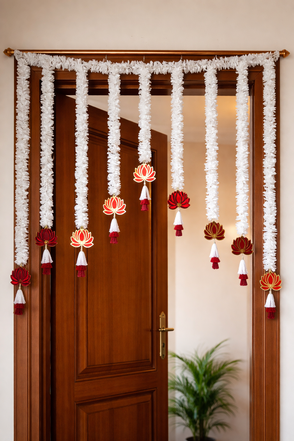 Nutts Indian Bandhanwar Toran for Home and Festive Decoration