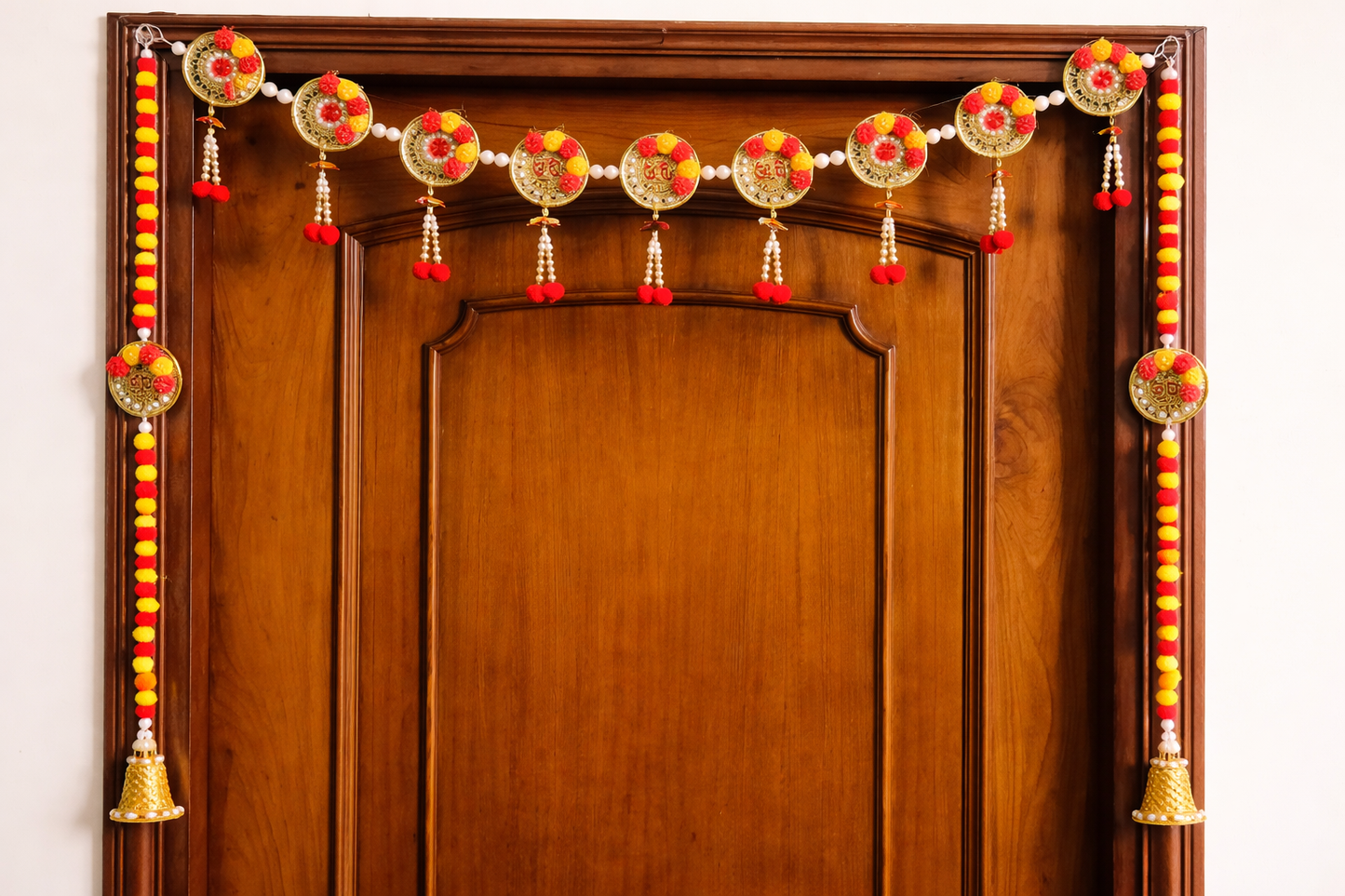 Nutts Elegant Bandhanwar Hanging for Entrance Decoration