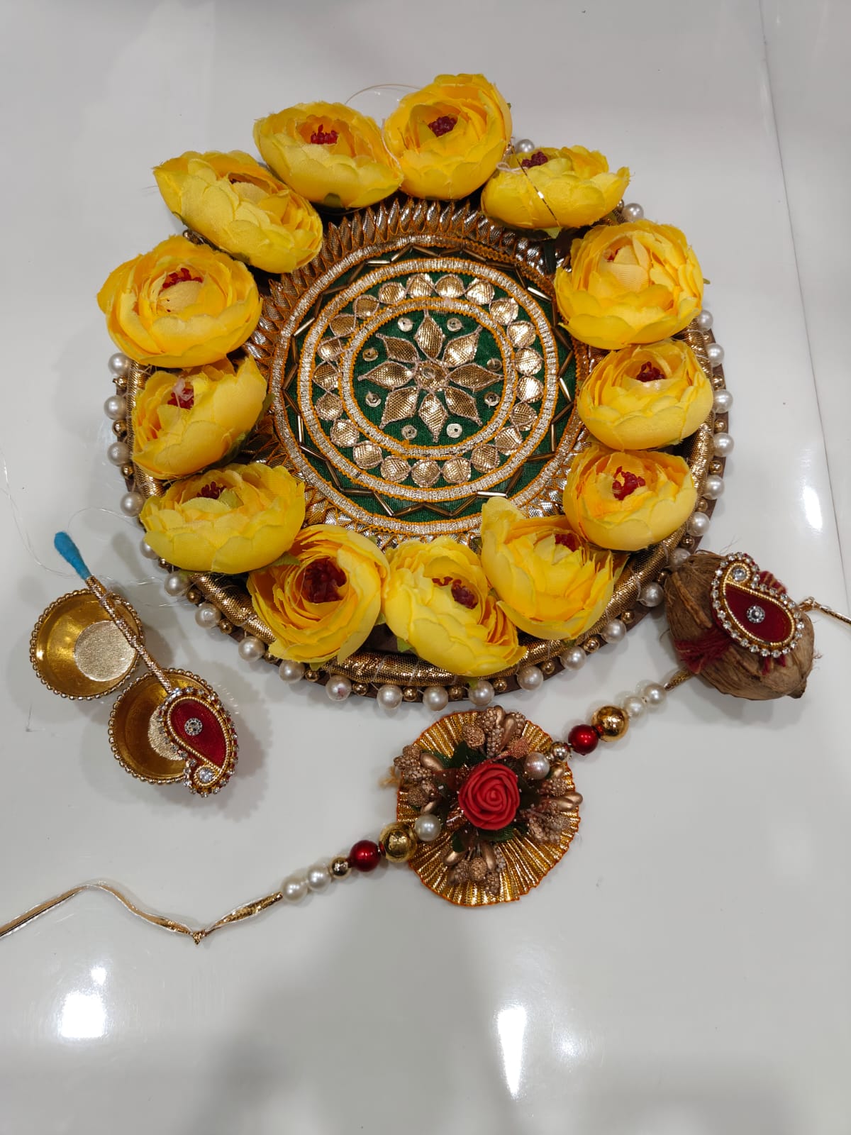 Nutts Handmade Decorative Rakhi Thali Plate Raksha Bandhan Pooja Thali Roli Chawal with Rakhi (RakhiP01)
