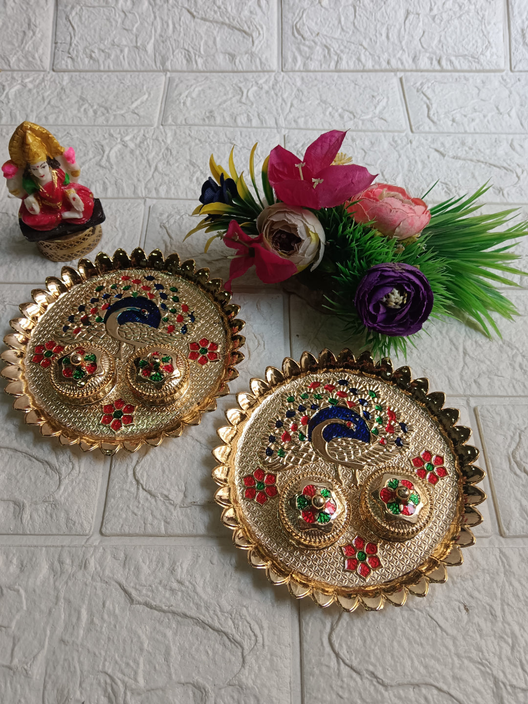 Nutts Decorative Traditional Pooja Thali Elegant Festival Prayer Plate for Home Temple Daily Worship Religious Rituals Festive Decoration 1 Plate 1 laksmi ji (PoojaP32-1)
