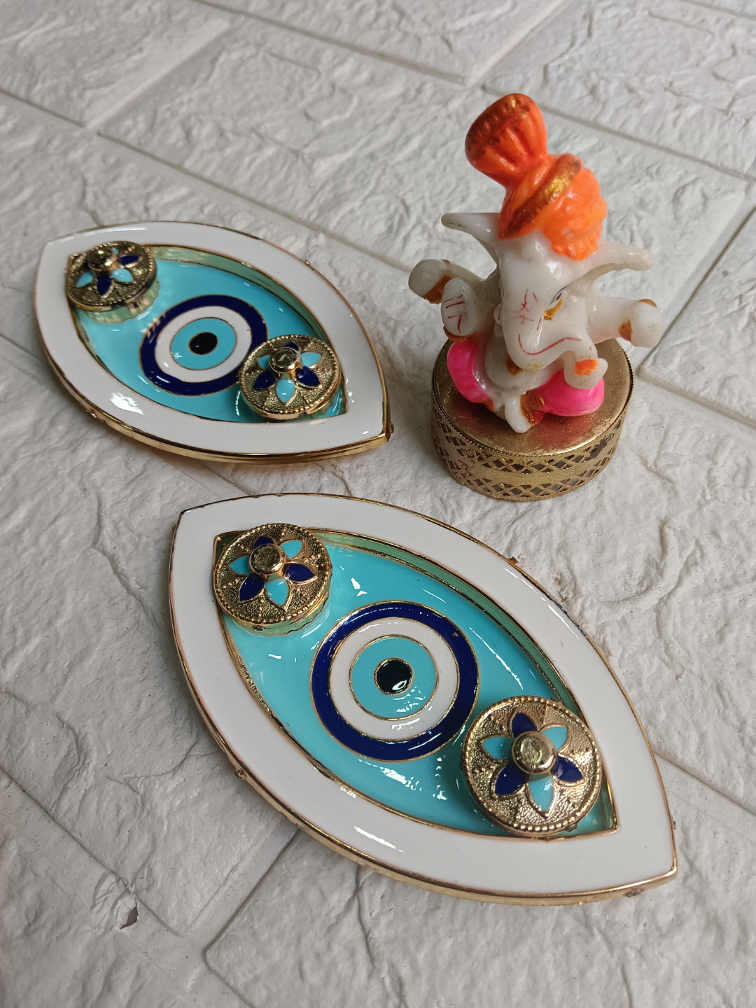 Nutts Decorative Ganesh Ji Pooja Thali Traditional Festival Puja Plate for Diwali Navratri Housewarming Temple Rituals Home Decoration (PoojaP27-1)