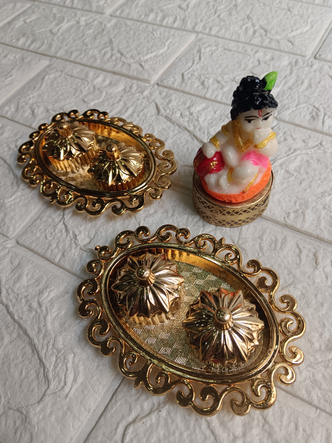Nutts Decorative Traditional Pooja Thali Elegant Festival Prayer Plate for Home Temple Daily Worship Religious Rituals Festive Decoration (PoojaP29-3)