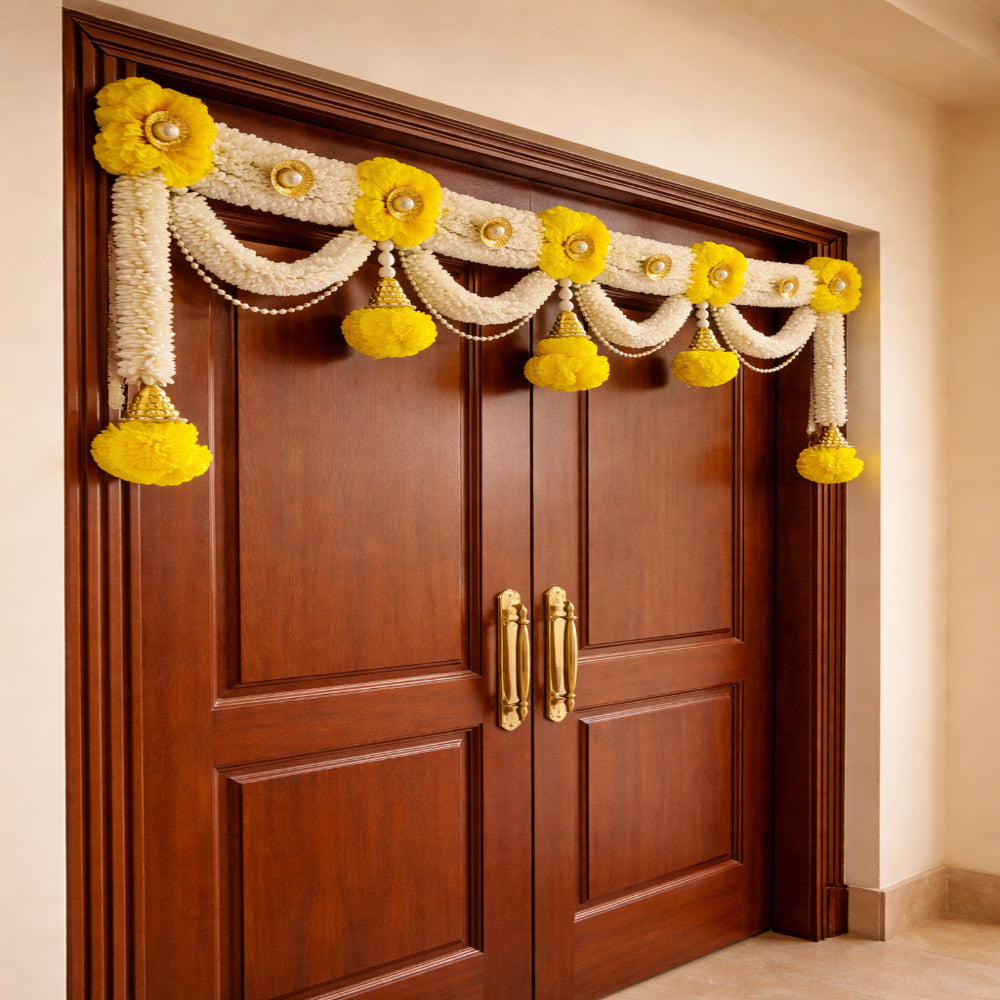 Nutts Elegant Ethnic Bandhanwar for Festive Door Décor