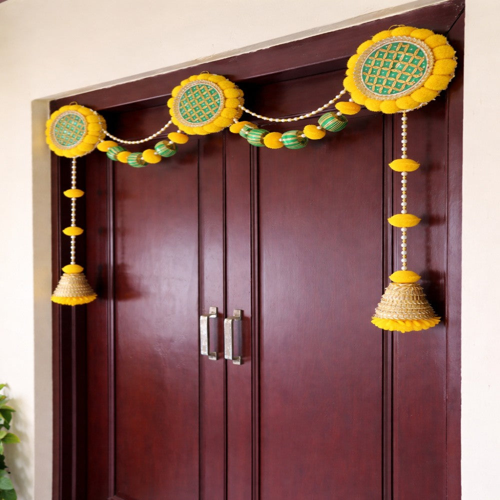 Nutts Handmade Floral Door Hanging Bandhanwar
