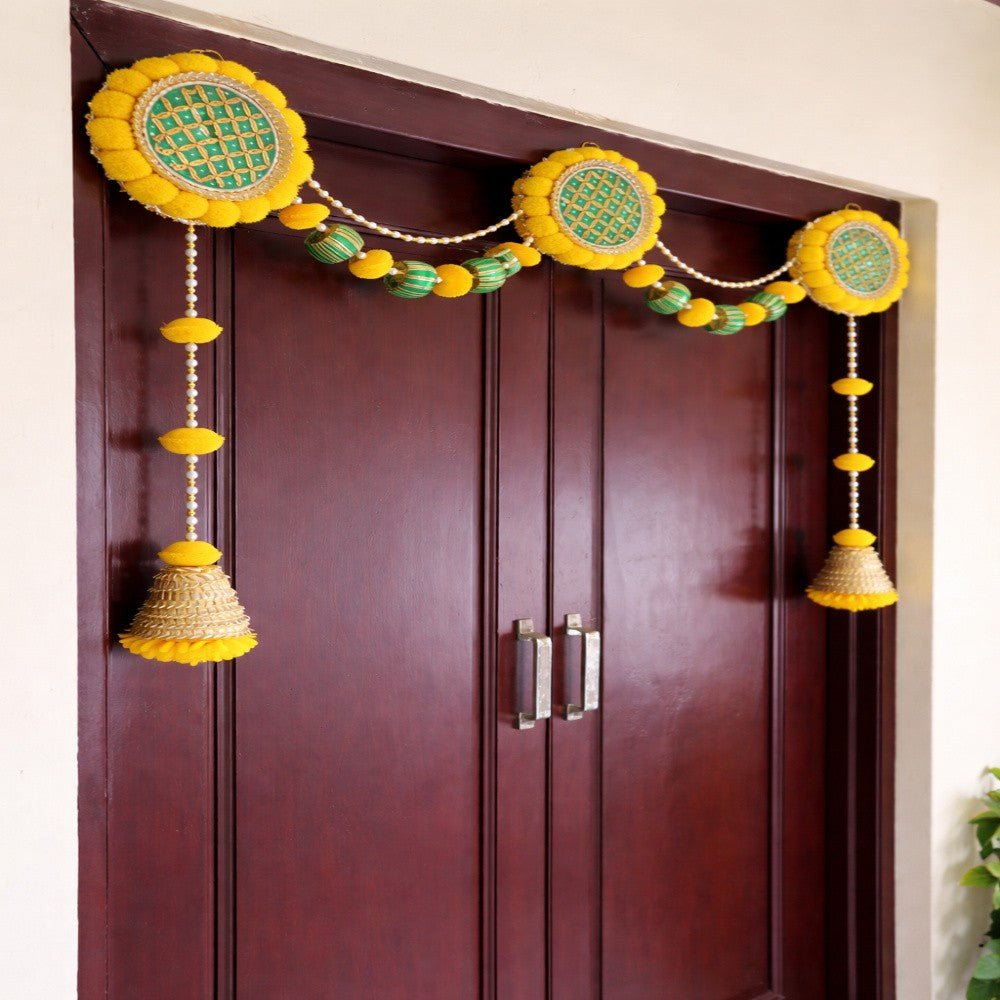 Nutts Handmade Floral Door Hanging Bandhanwar