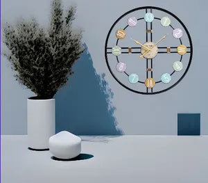 Metal Wall Clock for Home and Hall Home Big Size Living Room Hall Bedroom Stylish Clock (Black Pattern)