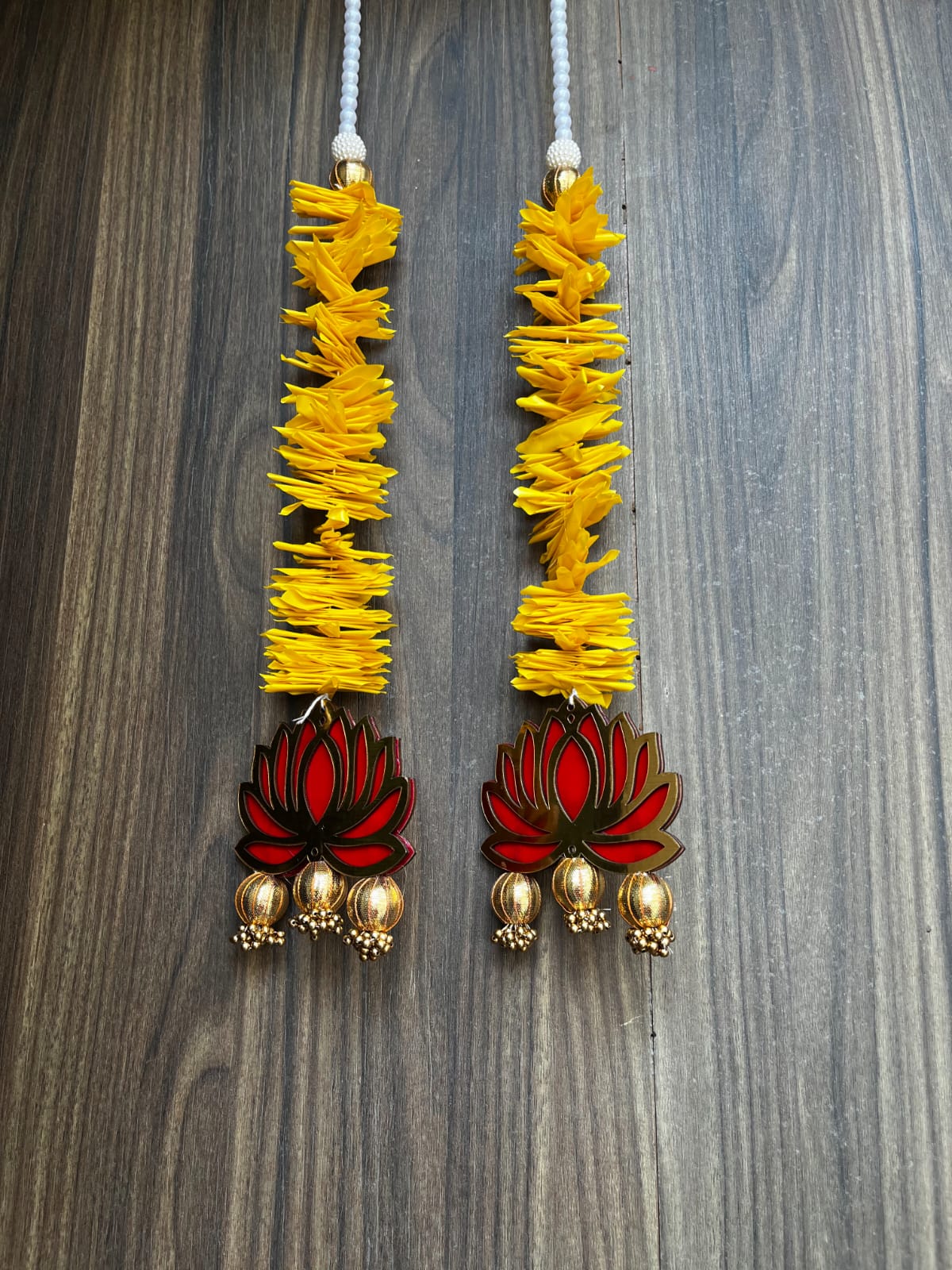 Nutts Lotus Hanging Decor Perfect For Positive Energy Home Enhances Spiritual And Peaceful Atmosphere Ideal For Living Room Meditation Space And Mandir