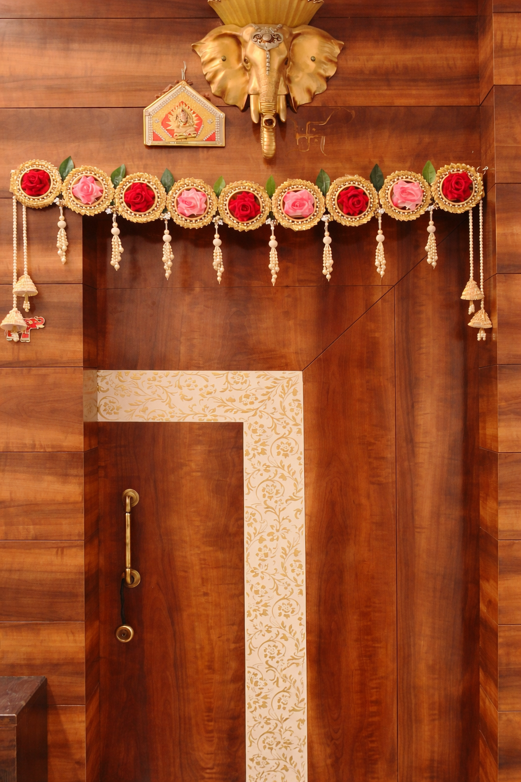 Nutts Handmade Decorative Door Hanging Bandhanwar