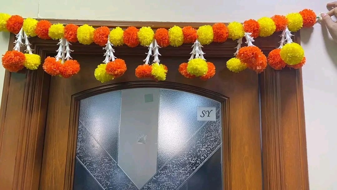 Nutts Floral Marigold Bandhanwar for Front Door Decor