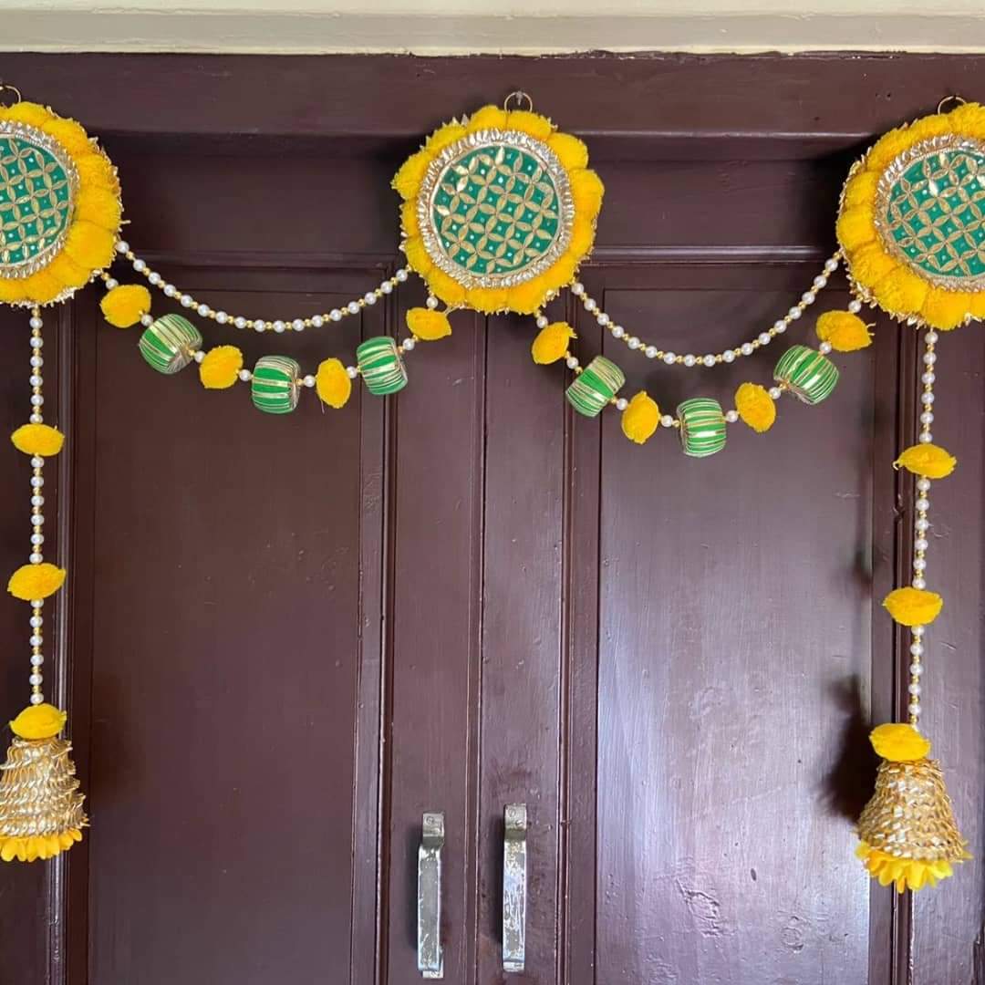 Nutts Handmade Floral Door Hanging Bandhanwar