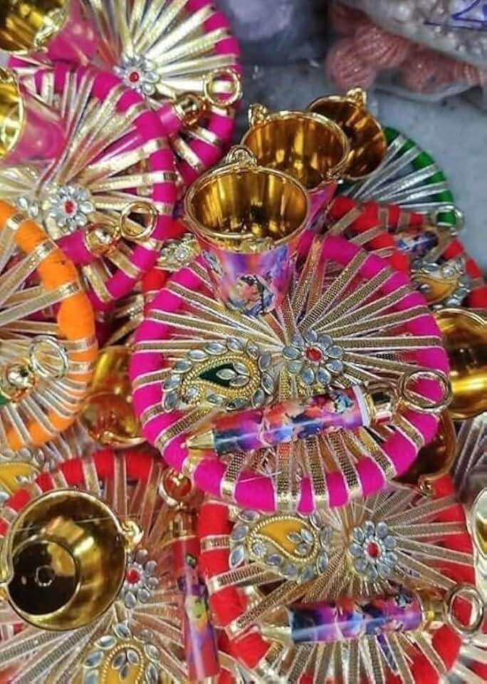 Traditional Holi Festival Decorative Platter Set with Dolls,Colourful Bottles, Bowls for Colours (SP-Holi-PL13)