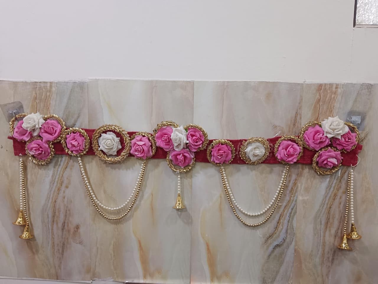 Sellplus Handmade Bandhanwar Artificial Flower Decorations | Decoartive Floral Bandhanwar for Main Door Entrance and Welcoming Area Decorations (Pack of 1) (BDHW454)