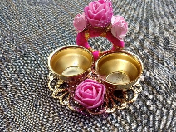 Sellplus Elegant Decorative Tealight Holder Festival Home Decor Mandir Table Centerpiece Wedding Diwali Candle Stand(Pack of 4) (Tealight-146)