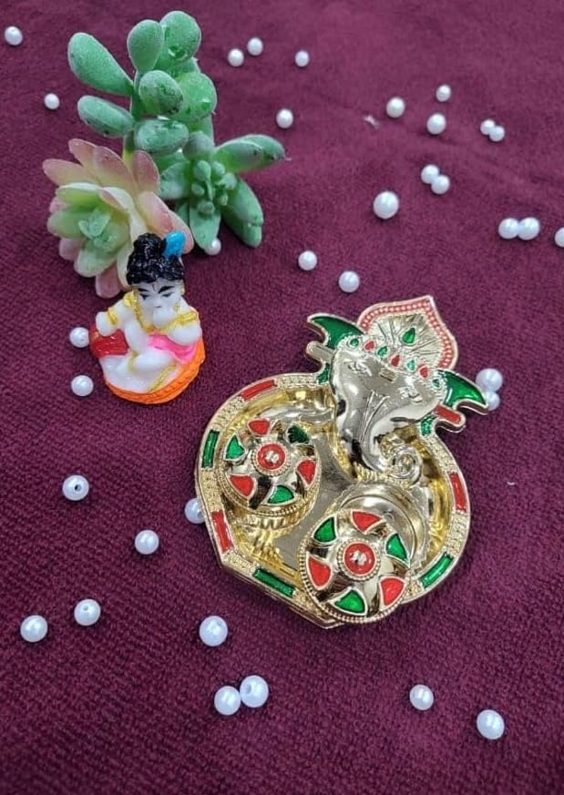 Nutts Decorative Pooja Thali Haldi Kumkum Holder Plate Gifts With Small Lord Set for Pooja Gifting (Krishna Ji ) (PoojaP22-1)