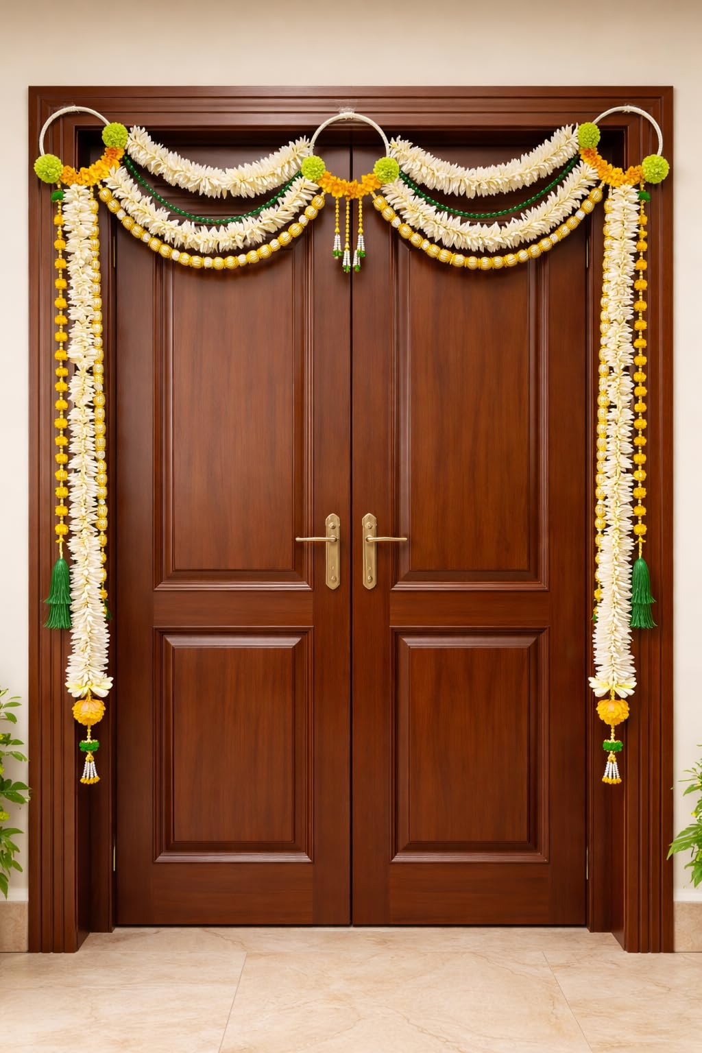 Sellplus Handmade Bandhanwar Flower Decorations | Traditional Indian Bandhanwar Toran Hanging for Main Door Pooja Mandir Diwali Decoration (Pack of 1) (BDHW348)
