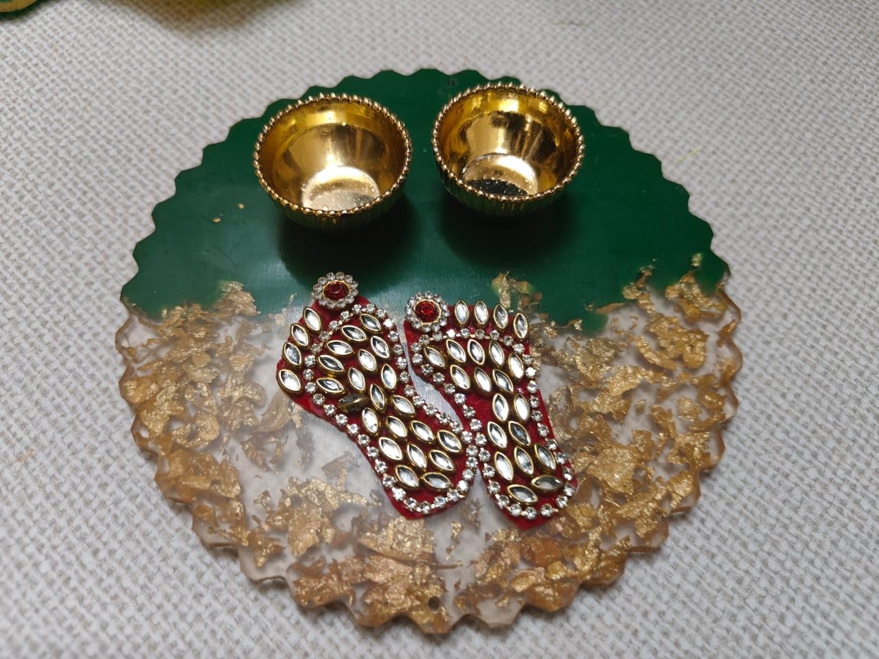 Sellplus Resin Charan Sacred Footprint Decorative Pooja Mandir Festival Home Temple Spiritual Auspicious Worship Traditional (RC02-4)