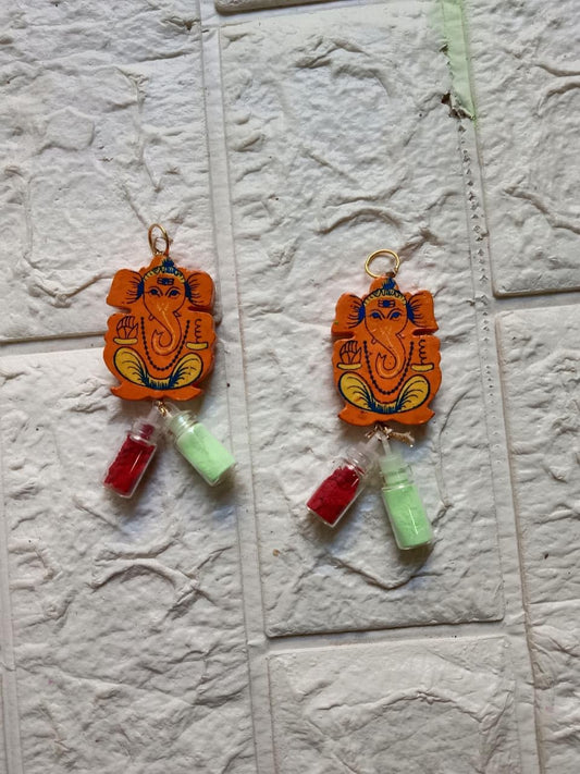 NUTTS Traditional Decorative Wooden Ganesh Ji with Decorative Holi Return Gifts for Festival Celebration Great for Wonderful Festive Holi Celebrations. (HOLIPLATE-72)