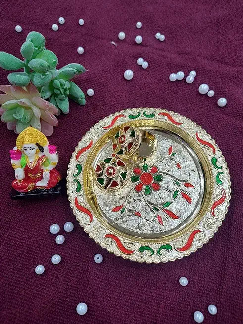Combo of 1 Rakhi for Brother with Flower Design Haldi kumkum Chandhan Holder Plate Gifts Combo with Small Lord Set,Brother Rakhi Set (Krishna Ji)