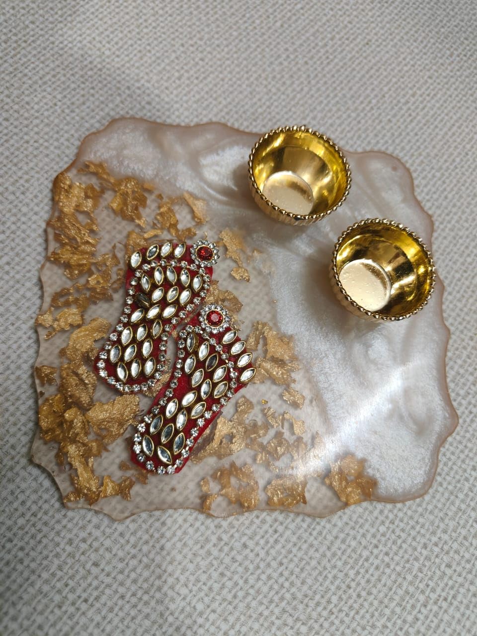 Sellplus Resin Charan Sacred Footprint Decorative Pooja Mandir Festival Home Temple Spiritual Auspicious Worship Traditional (RC01-1)