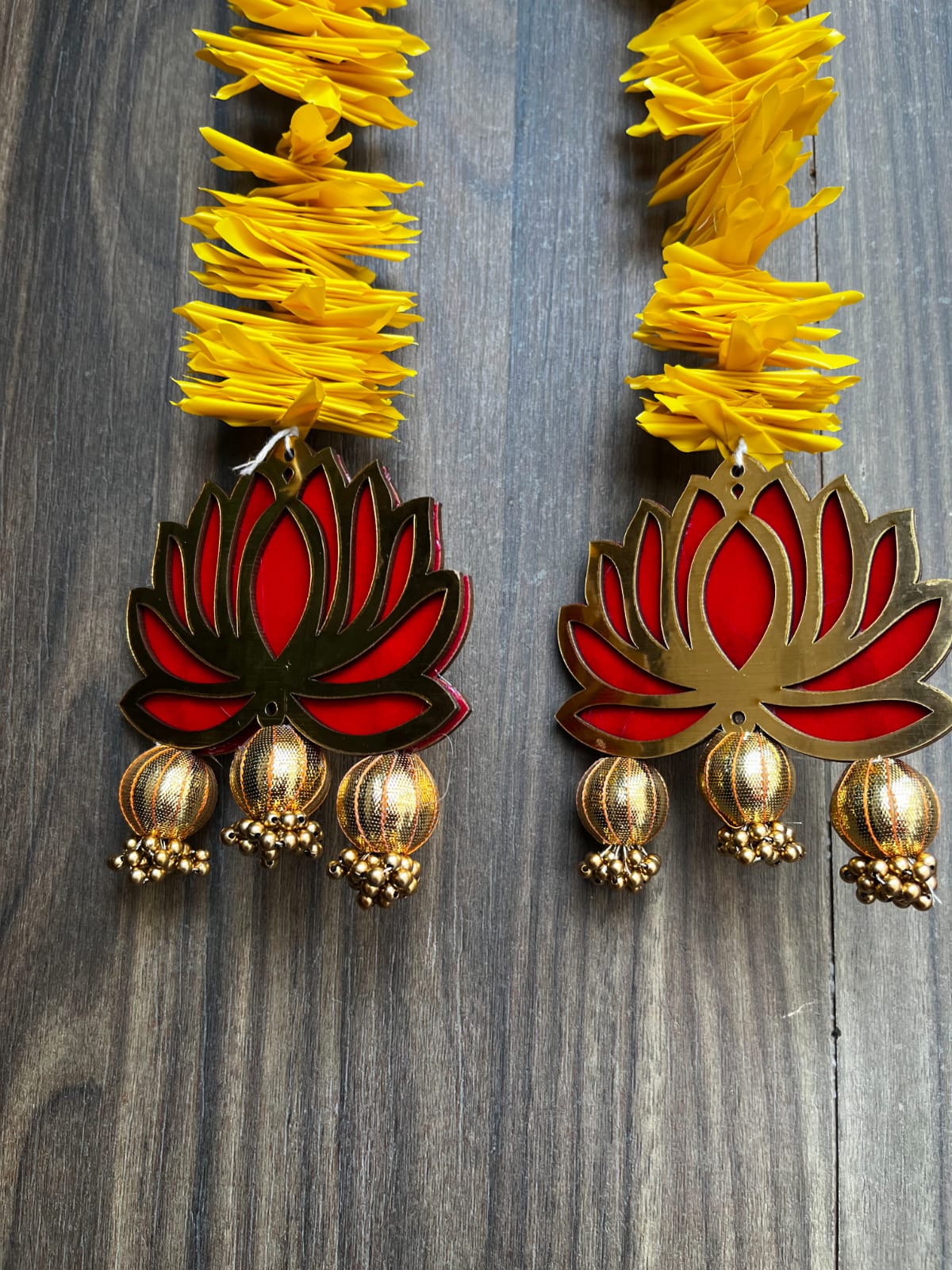 Nutts Lotus Hanging Decor Perfect For Positive Energy Home Enhances Spiritual And Peaceful Atmosphere Ideal For Living Room Meditation Space And Mandir