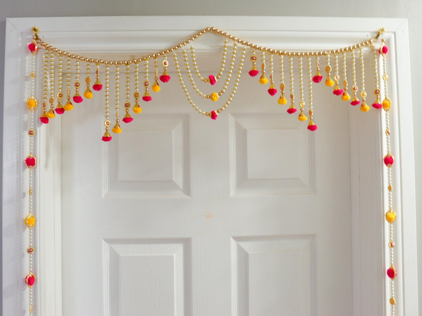Sellplus Handmade Bandhanwar Artificial Flower Decorations | Decoartive Floral Bandhanwar for Main Door Entrance and Welcoming Area Decorations (Pack of 1) (BDHW56)