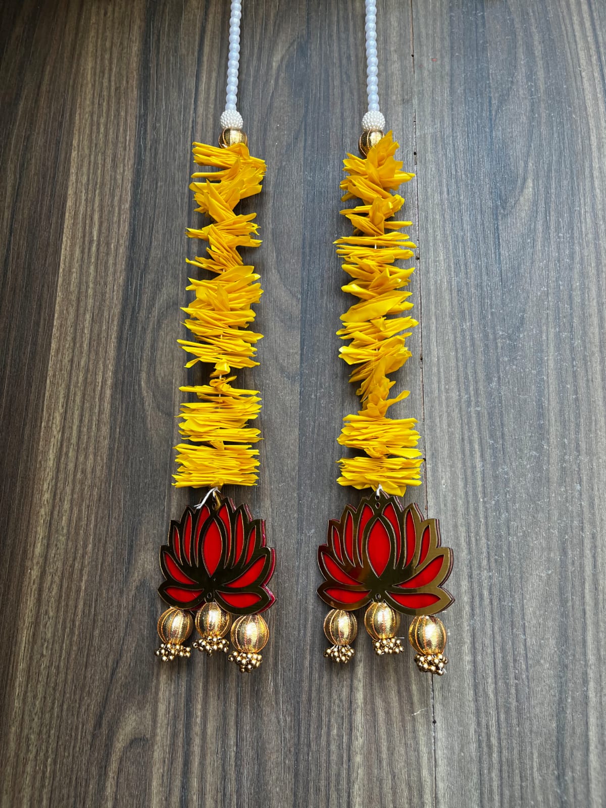 Nutts Lotus Hanging Decor Perfect For Positive Energy Home Enhances Spiritual And Peaceful Atmosphere Ideal For Living Room Meditation Space And Mandir