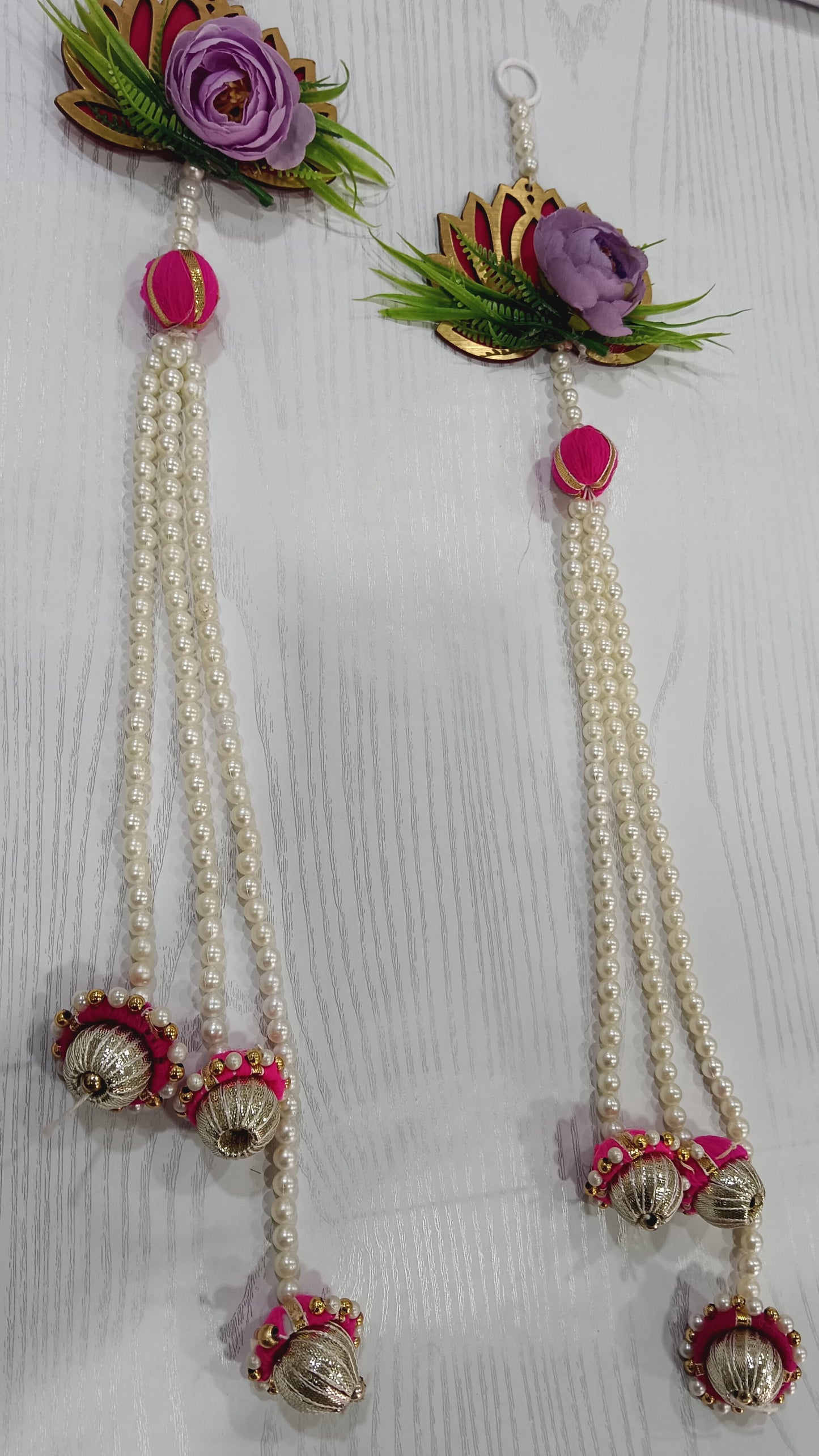 Nutts Lotus Hanging Decorative Accent For Entryway Styling