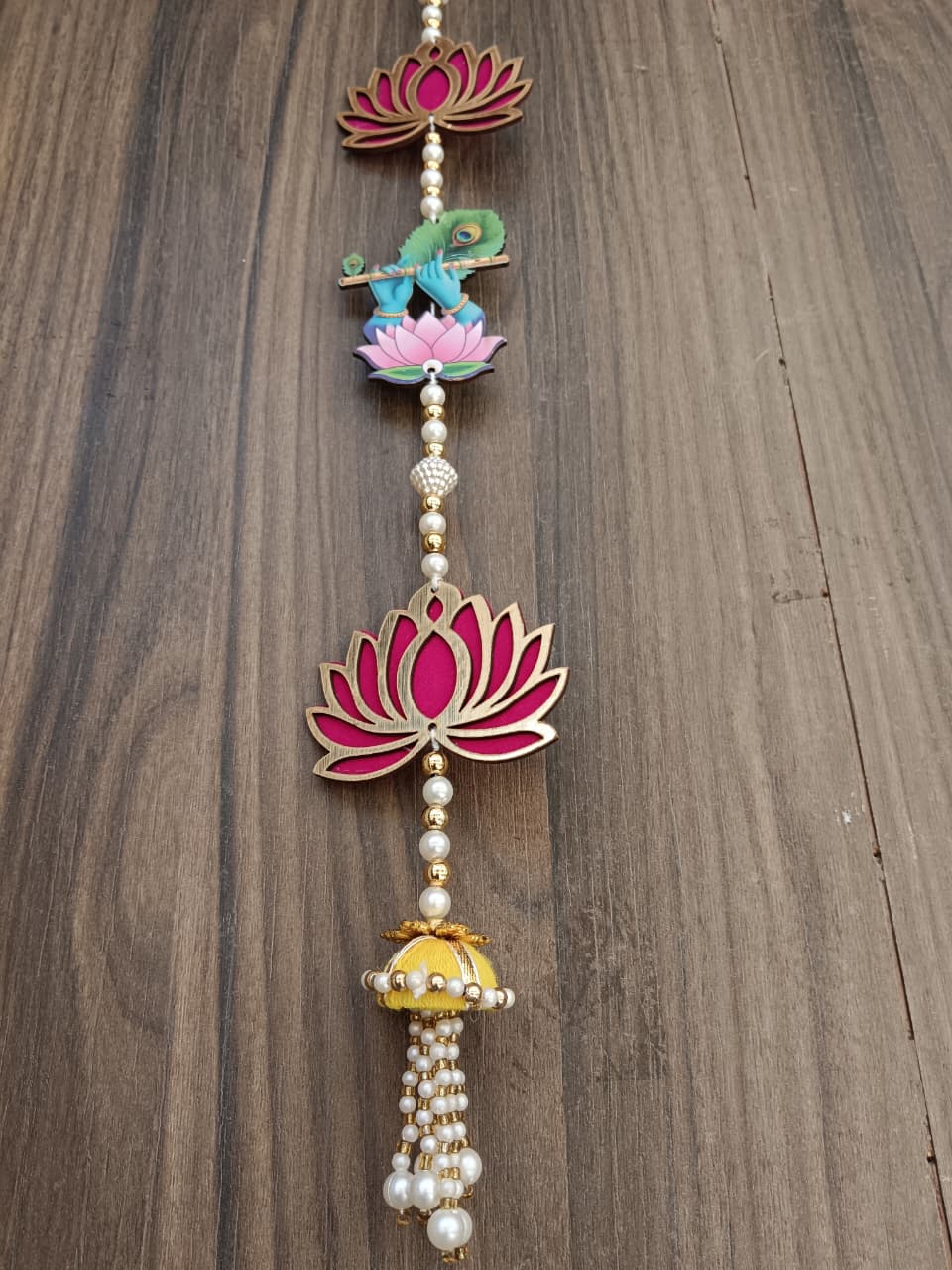 Nutts Lotus Hanging Decorative Accent For Hallway Styling
