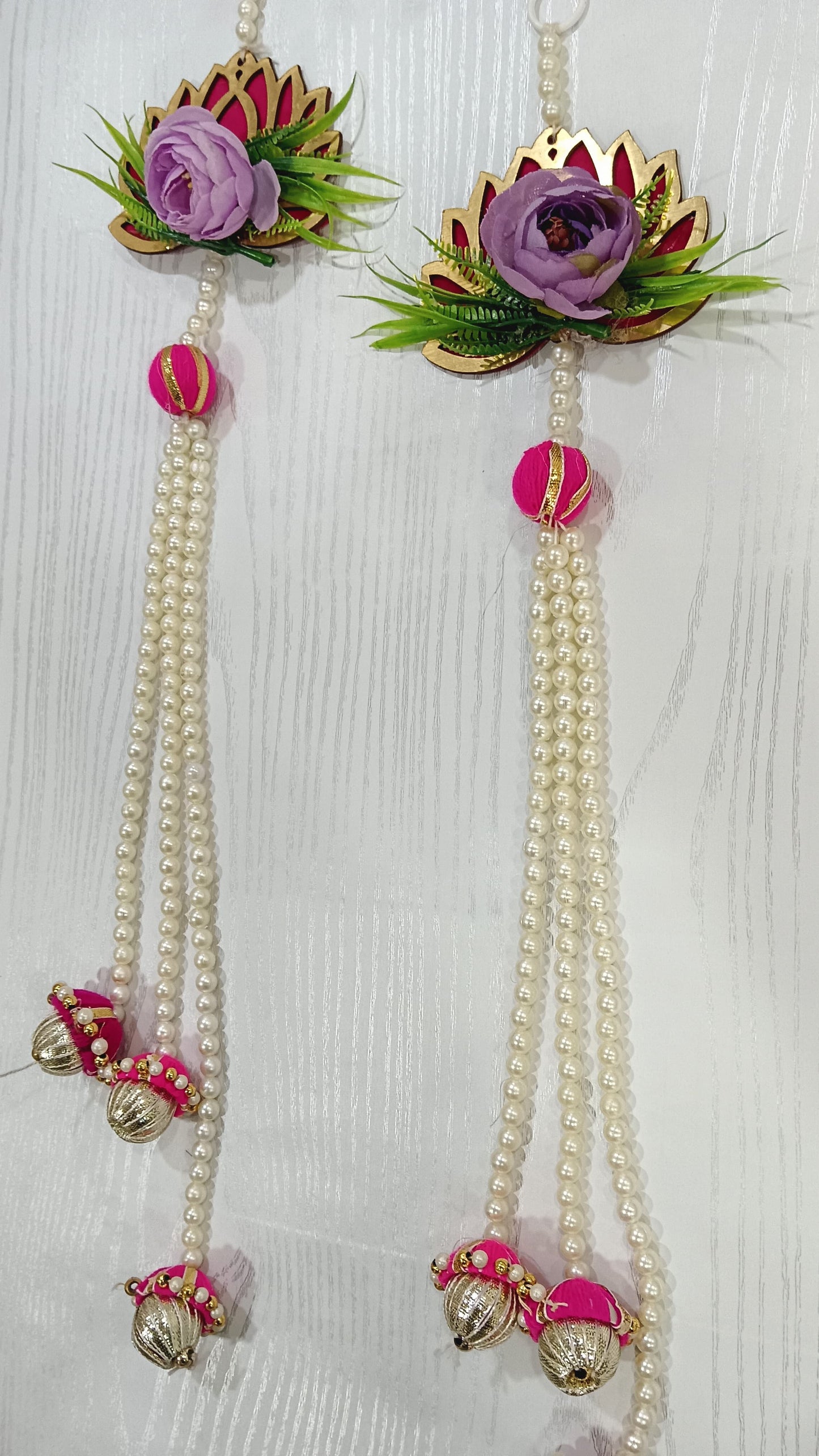 Nutts Lotus Hanging Decorative Accent For Entryway Styling