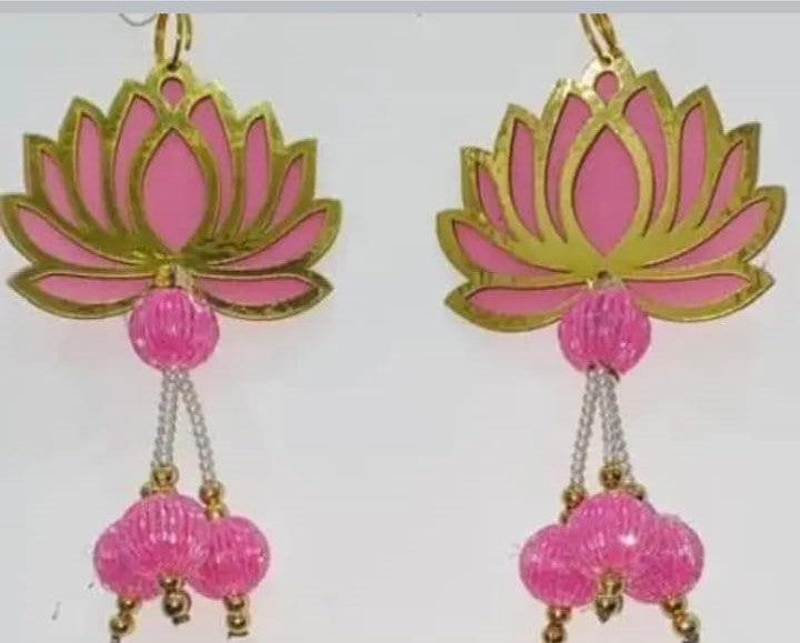 Nutts Lotus Hanging Elegant Wall Decor For Entrance Styling